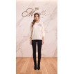 Sweter z aplikacją kwiatową Sweter z aplikacją kwiatową